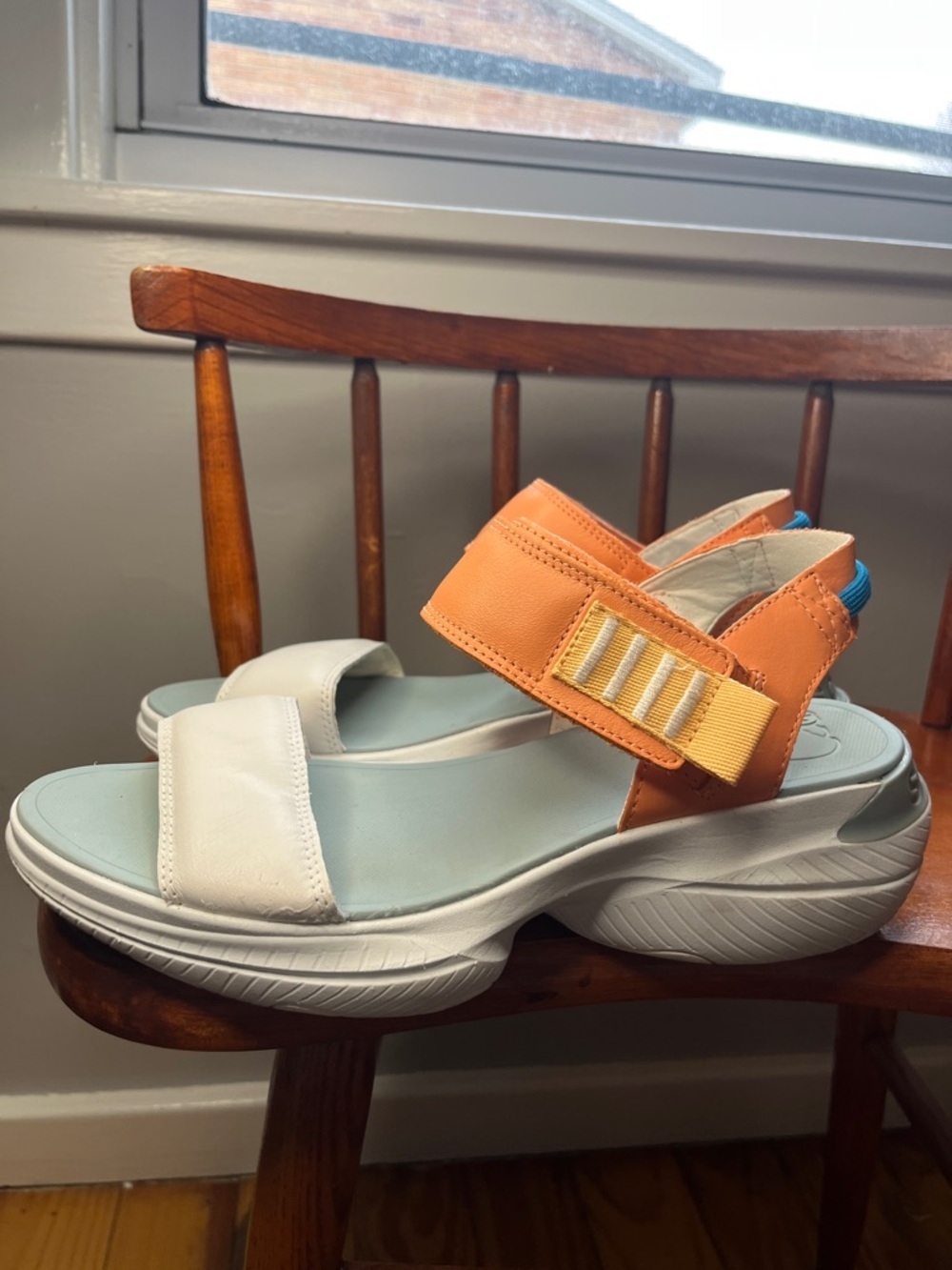 Sorel Women's Explorer Blitz Stride Sandals in the Paradiso/Peach Sea Salt Sz 10 - Picture 4 of 12